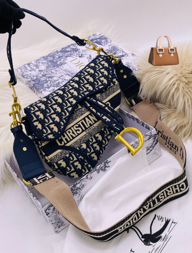 CHRISTIAN DIOR SADDLE