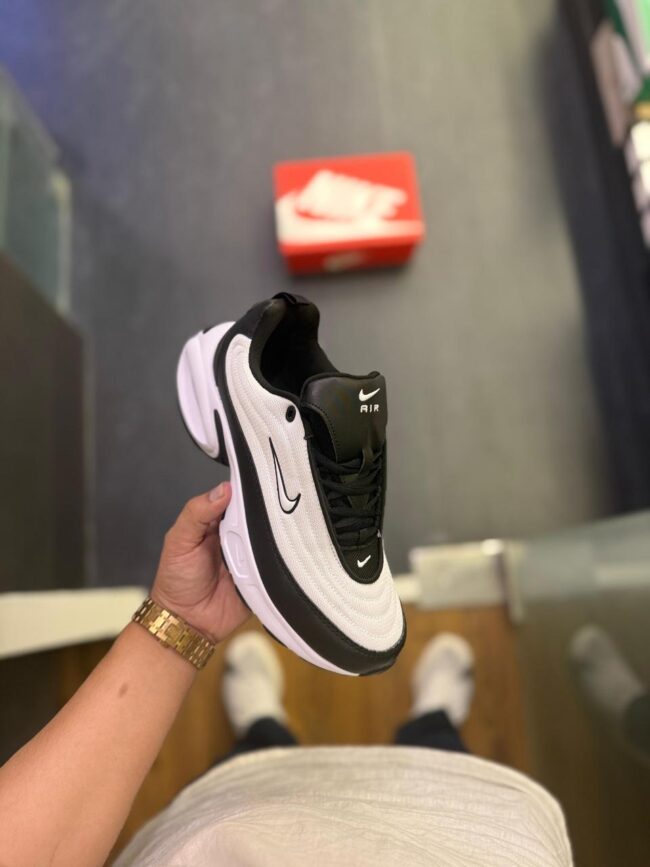 NIKE AIRMAX PORTAL SUPREME - Image 3