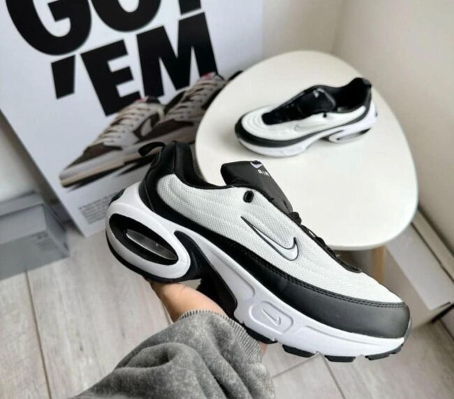 NIKE AIRMAX PORTAL SUPREME